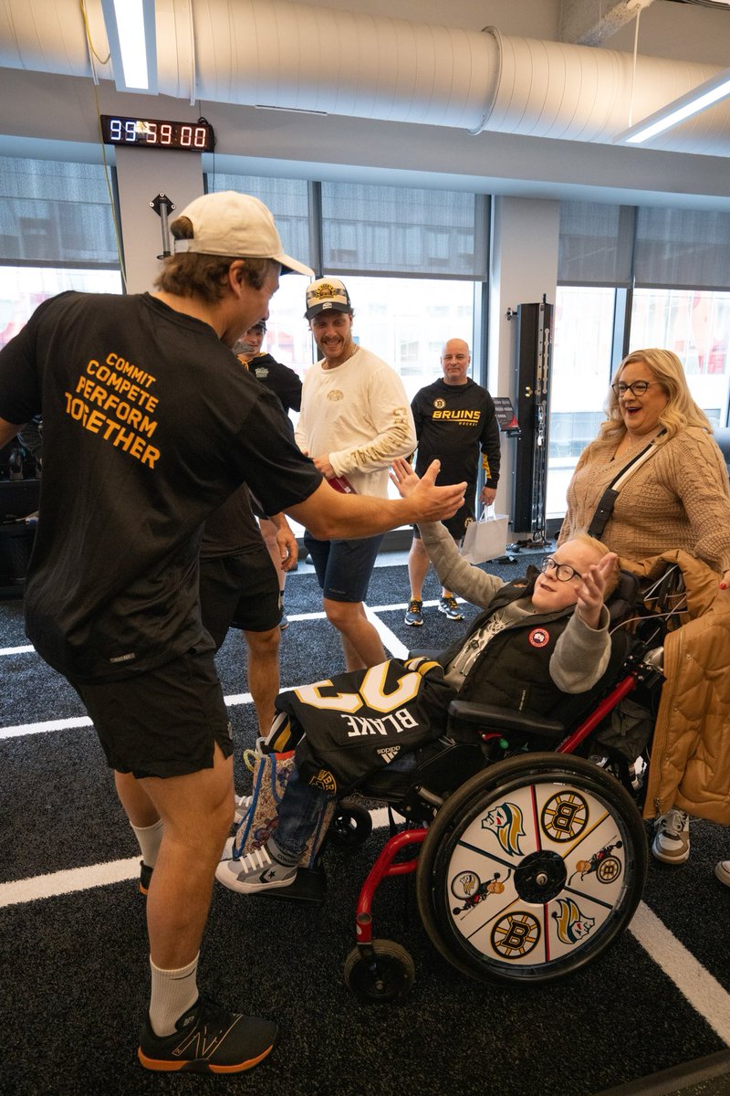 A Boston dream come true.

Blake McCaughey, a 15-year-old hockey fan from Belfast, Northern Ireland with a rare genetic disorder, recently made his long awaited trip to visit the #NHLBruins.

Keep battling, Blake!
