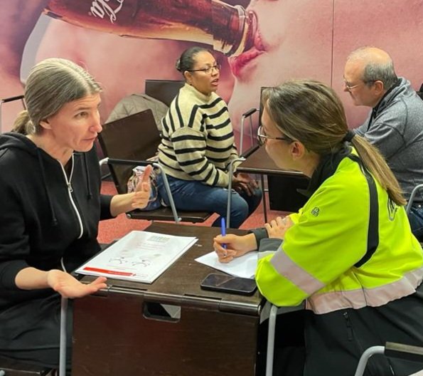 CruzRojaCoruna's tweet photo. Una veintena de participantes en el Plan de #Empleo de Cruz Roja se ha sumado a una sesión de speed dating junto a profesionales de @CocaColaEP_es en A Coruña para simular entrevistas de trabajo. 

👉 Una acción de #VoluntariadoCorporativo en el marco del #PlanEmpleoCruzRoja. https://t.co/fmTGrgiFfW