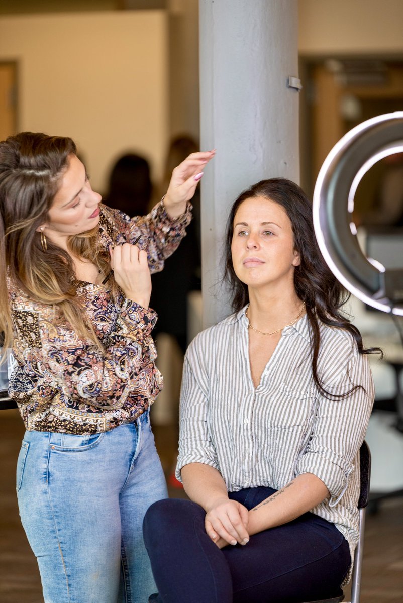 tlecfue's tweet image. Thank you @barbararodriguez.co for a great makeup demo session yesterday! We enjoyed having you and look forward to having you back with us soon!  #makeupartist #makeuptutorial #makeup