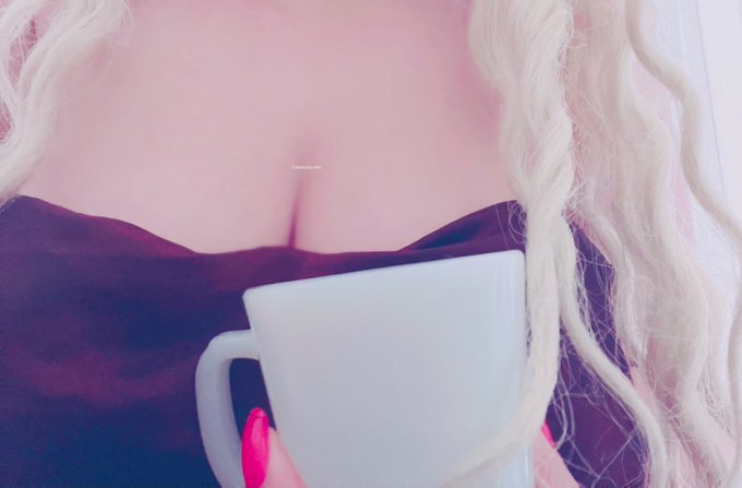 Morning sex and coffee ☕️ New video on my ph page now! https://t.co/J9xa7G9sjr