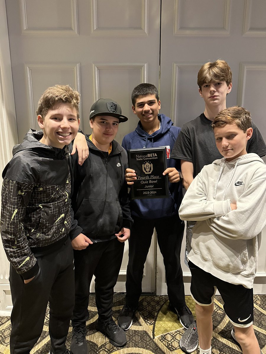 jonesscienceCHM's tweet image. So proud of these Cougars!! @chmscougars