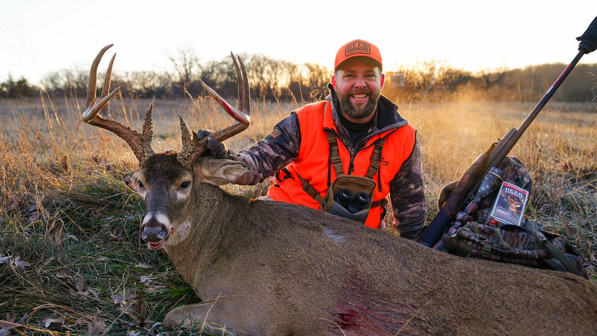 DruryOutdoors's tweet photo. A Phase 8 Daily Double for @mattdrury81 and his camera guy @ScottHeminger! 🦌🦌 After Matt killed Sat. morning, the guys hopped back into a @HawkHunting blind to fill Scott’s final MO tag! 🏷️ Both hunts are already up on #DeerCast for you to watch right now! #deerseason23 https://t.co/S7mnDtoaqs