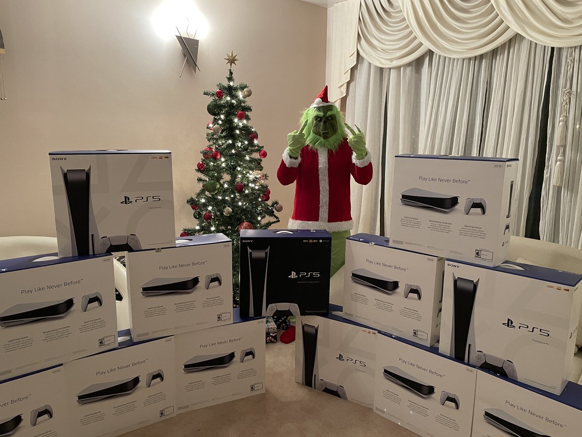tooper97's tweet photo. Throwback to early late 2020 when these were the move. Couldn't have done it without @Ecnarudne1 

Don't miss out! https://t.co/PoWvVOGsW3 https://t.co/hktuRj0vlx