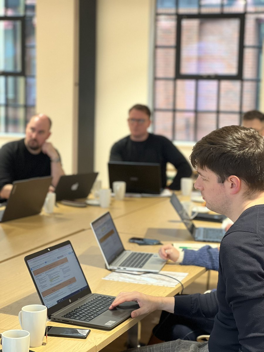 BillesleySchool's tweet photo. ELEs working collaboratively on key @EducEndowFoundn strands @STEAMhouseUK https://t.co/LKJo5DIjXE