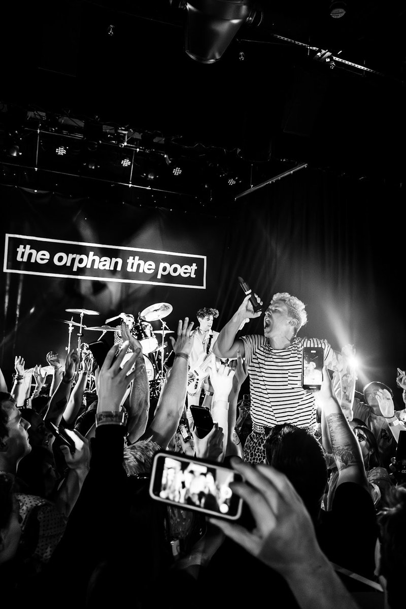 totpband's tweet photo. GUESS WHAT STARTS NEXT WEEK 🌻🌸

dec 02 • chicago, il
dec 05 • nashville, tn
dec 06 • atlanta, ga
dec 08 • washington, dc
dec 09 • manalapan, nj
dec 10 • amityville, ny
dec 12 • philadelphia, pa
dec 13 • new york city, ny
dec 15 • cleveland, oh
dec 16 • covington, ky https://t.co/6Gx8sa8CJ3