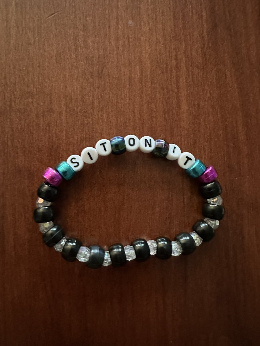 bonshaybon's tweet photo. By nobody’s request at all, I present to you @hwinkler4real’s friendship bracelet. (Except after this, I switched the metallic beads out for scratch-resistant ones.)

What a guy. He called me beautiful. (What?!?! 😍) https://t.co/osfta8I0f7