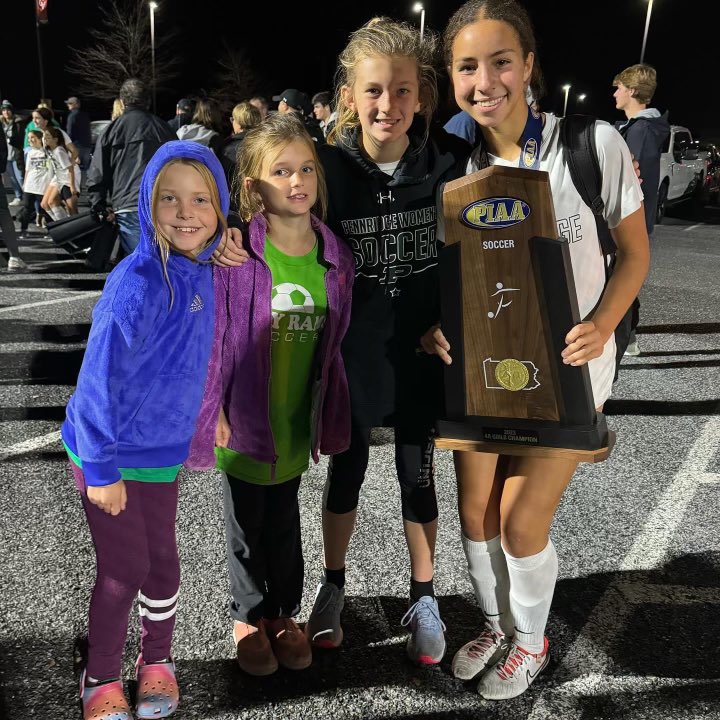 Our biggest fans💚💚 <a href="/PHSWomensSoccr/">PHS Lady Rams Soccer</a> <a href="/ImCollegeSoccer/">College Soccer Truth ™</a> <a href="/PIAASports/">PIAA</a> <a href="/PrepSoccer/">Prep Soccer ⚽️</a>