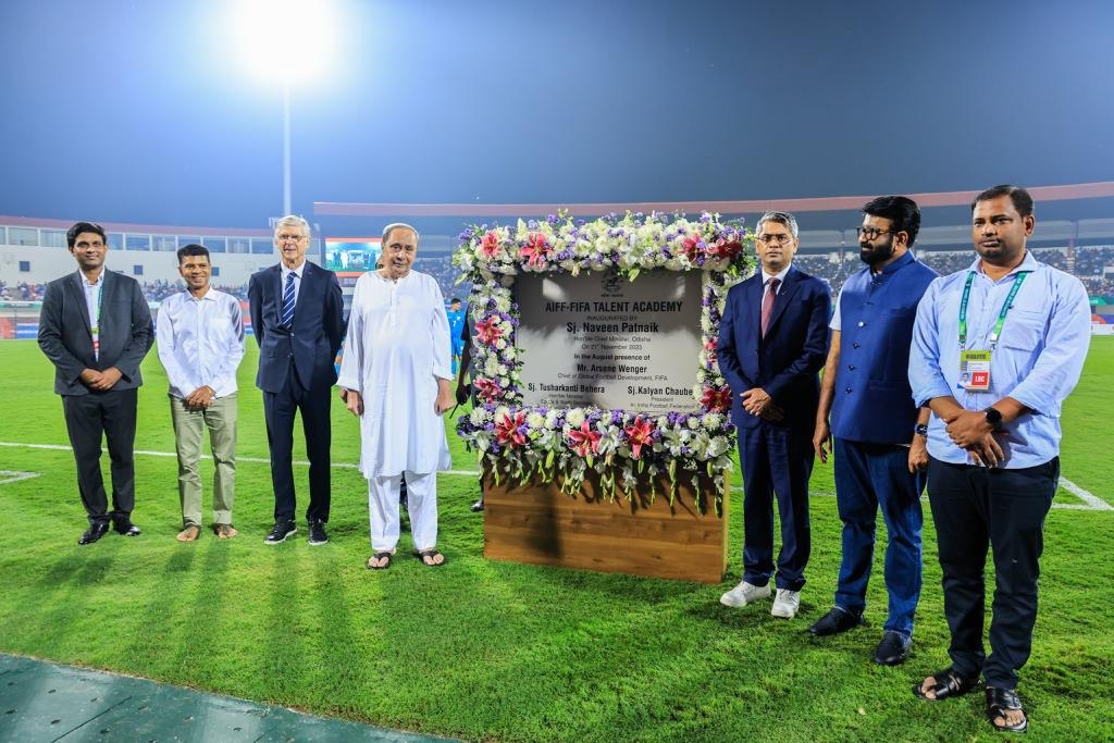CMO_Odisha's tweet photo. Inaugurating the #AIFF-#FIFA Talent Academy in Kalinga Stadium in presence of Chief of Global Football Development at @FIFAcom, Arsene Wenger, CM @Naveen_Odisha highlighted that Football is a popular game in India especially among younger generation.   

CM mentioned there is lot of talent in football in India & with proper coaching facilities, the Indian team can perform very well in future. Expressing happiness over #Odisha Govt’s partnership with FIFA and AIFF to create academies, CM said Odisha will support football projects & work in close collaboration with AIFF for football promotion in India.