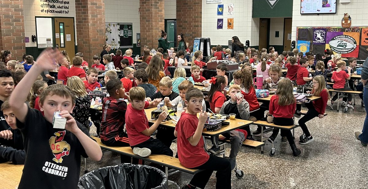 NobleLocal_SD's tweet photo. Zep Nation stands #TVStrong today with everyone at Tusky Valley Schools. 🙏❤️🖤 🙏 @TVTrojans https://t.co/5a52TW7Zbv