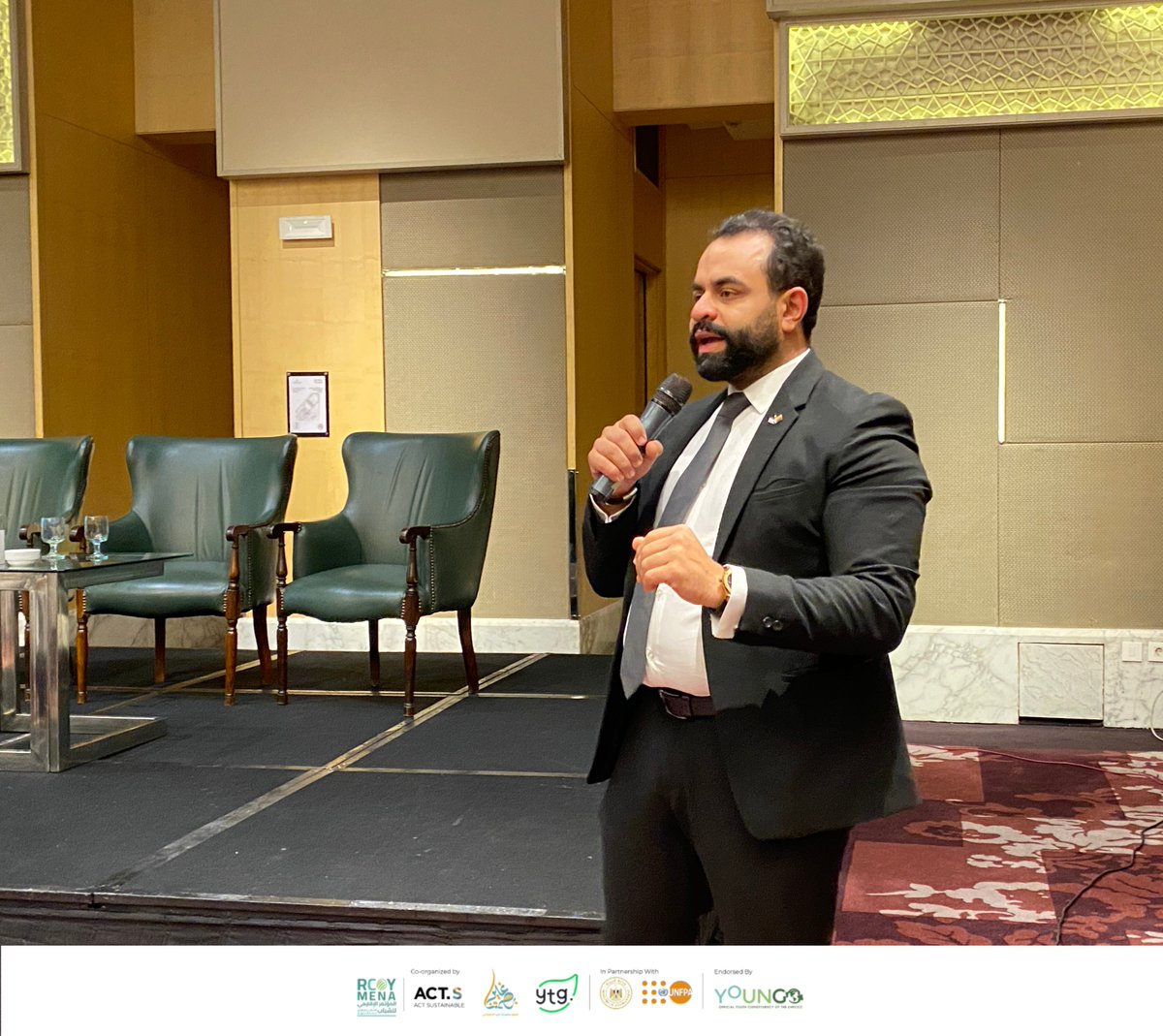 RCOY MENA tweet media