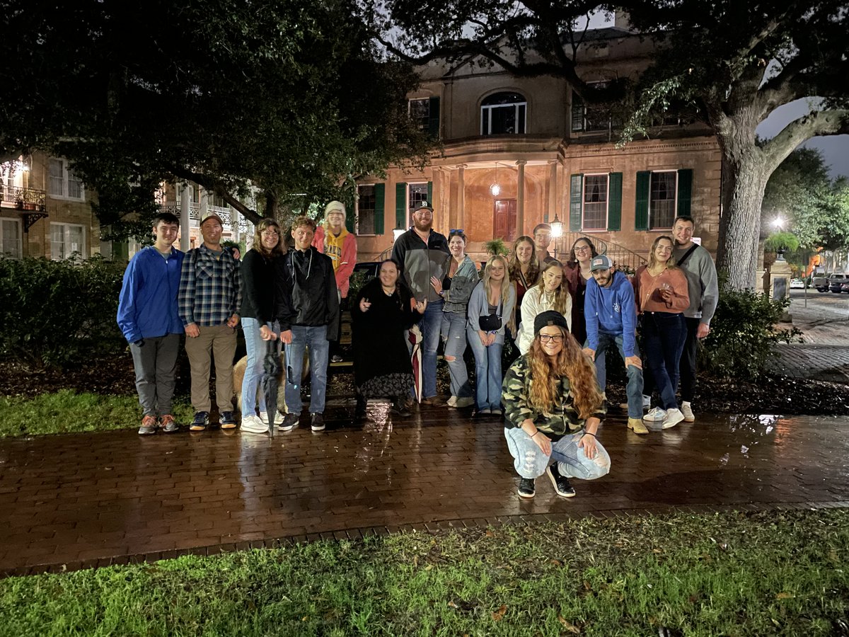 What an great group for our Monday night tour. Book your tour at witchinghoursavannah.com
#ghosts #haunted #historicsavannah #downtownsavannah #visitsavannah #visittybee #paranormal #paranormalinvestigator #ghosthunting #ghosthuntingequipment #ghosttours #spooky  #spookyvibes