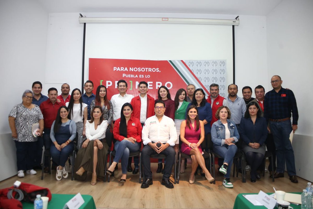 NestorCamarillo's tweet photo. En días pasados rindió protesta como Presidenta de la Comisión Estatal de Procesos Internos, @ShirleyPonce_, quien estoy seguro tendrá mucho éxito en esta nueva encomienda. Enhorabuena y que sea por el bien del @PRIdePUEBLA. https://t.co/xPX0lJ5DcQ