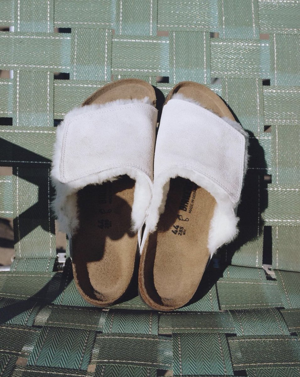 StreetFashion01's tweet photo. STÜSSY x Birkenstock (2023) https://t.co/QHaazBbvSD