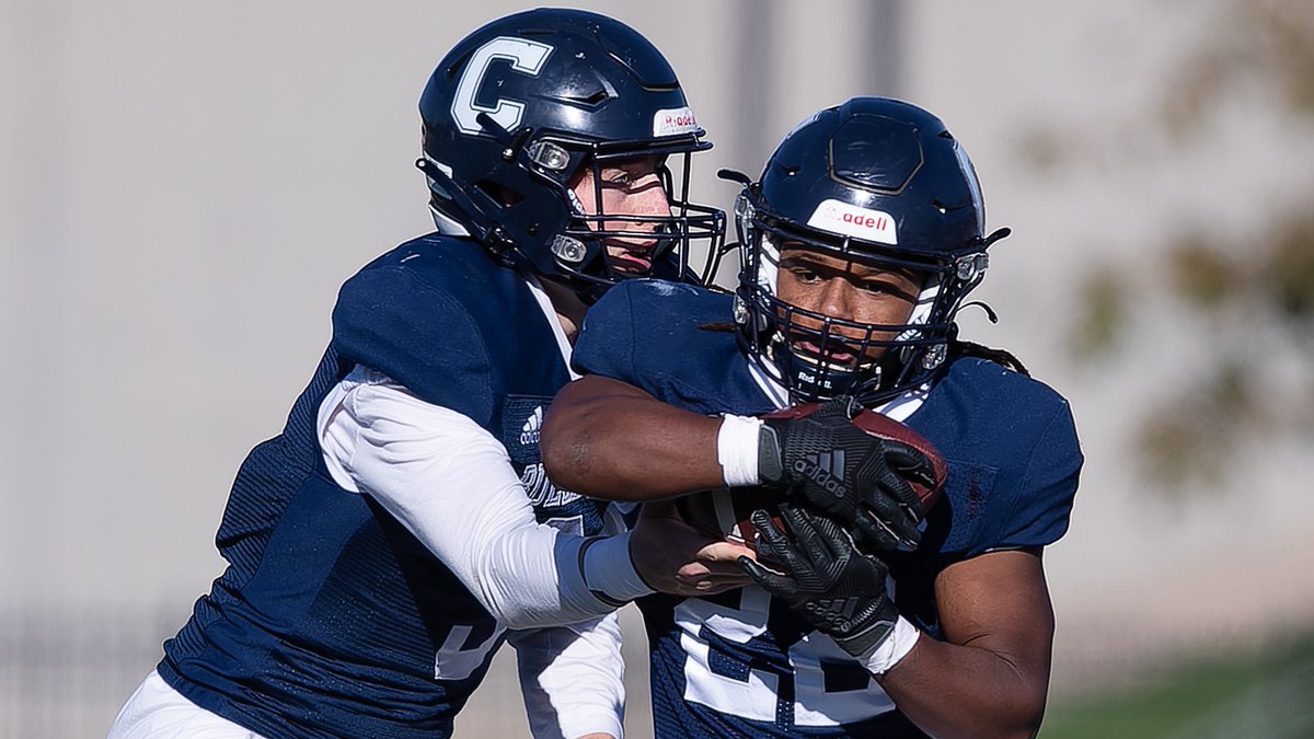 🏈 | The 2023 <a href="/CUNEFootball/">CUNE Football</a> offense ranked as one of the most productive in program history. Check out which school records were broken this fall.

RECORDS UPDATE ➡️ cune.edu/athletics/team…