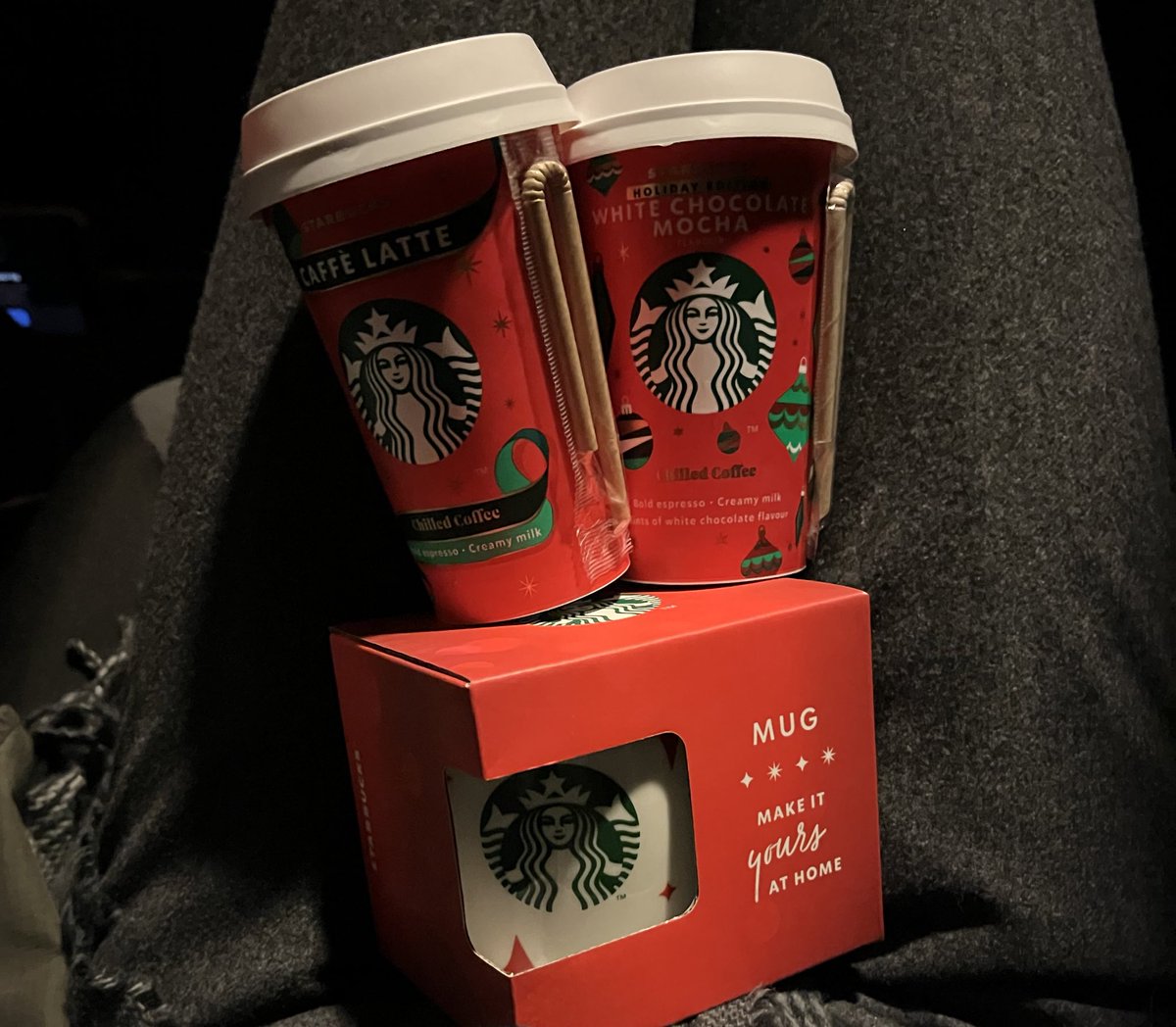 mockedpoet's tweet photo. free starbucks christmas mug 🔛🔝 https://t.co/W2V9kDc2Qn