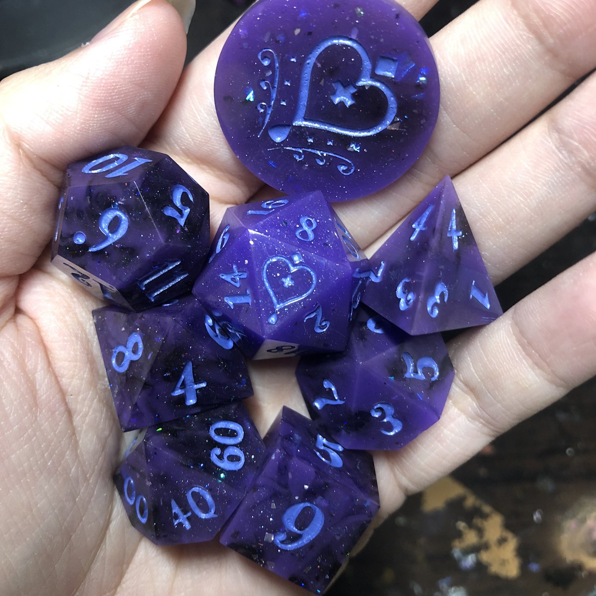 HealersHug's tweet image. Dreamscape dice set readyfor rhe shop update tomorrow November 22 at 4pm PT! I love how color on the numbers really brings this set together. #handmadedice #dice #diceset #dnd #dungeonsanddragons #ttrpg #dicemaking #dicemaker #dicegoblin