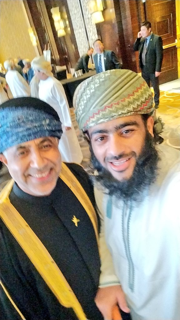 ALFanood's tweet photo. بدعوة كريمة من سفير السلطنة لدى #الجمهورية_الصينية سعادة ناصر بن محمد البوسعيدي
نظمت سفارة سلطنة عُمان في العاصمة الصينية #بكين حفل استقبال بمناسبة #العيد_الوطني_53_المجيد  شاركت فيه مع إخوتي و أخواتي أبناء السلطنة و عدد من السفراء ومسؤولين بالحكومة الصينية وعدد من... https://t.co/4Ctlrrhf3G