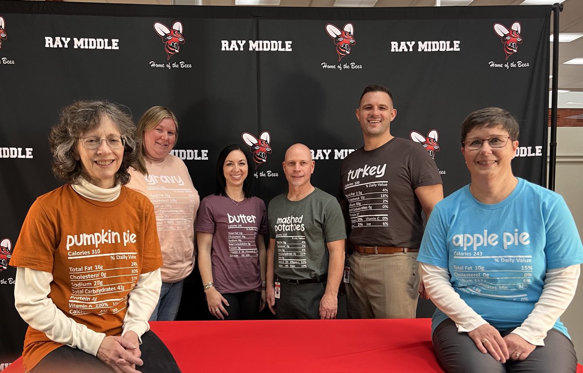 Happy Thanksgiving from <a href="/RayBville/">Ray Middle School / Baldwinsville</a> Main Office! 🦃 🍽️