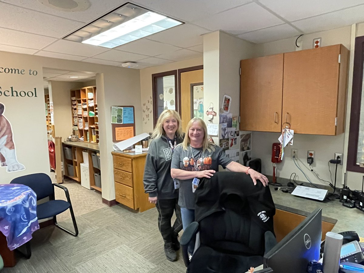 gmasters15_gina's tweet photo. Honoring the best of the best this #SRPday @PaddyHillTweet @GreeceTeachers @GreeceCentral https://t.co/V8K8ROPGdM