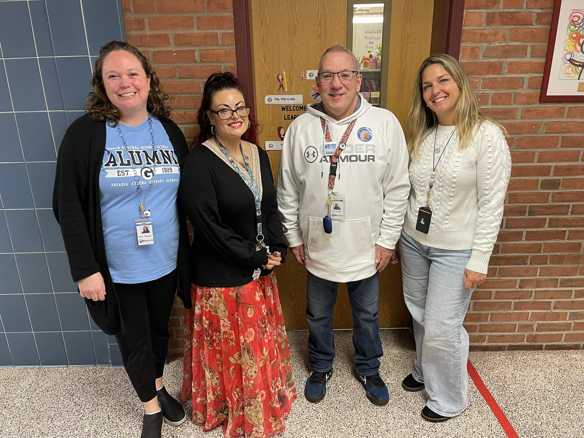 gmasters15_gina's tweet photo. Honoring the best of the best this #SRPday @PaddyHillTweet @GreeceTeachers @GreeceCentral https://t.co/V8K8ROPGdM