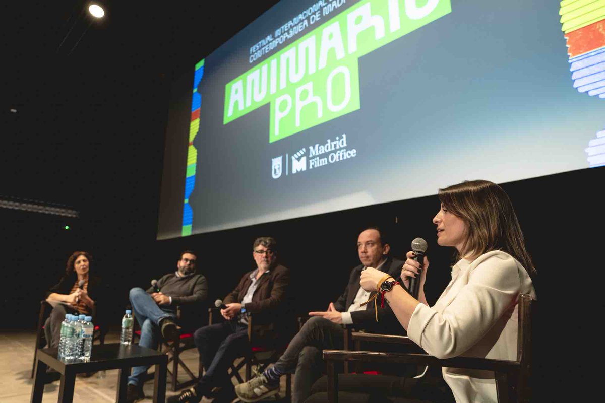 Pixel Cluster Madrid tweet media