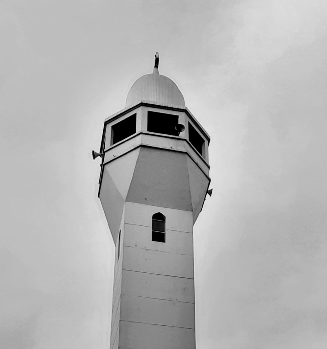 matin_ul's tweet photo. 📍Baitul Mukarram National Mosque, Dhaka, Bangladesh
© tahmid.matin
.
.
#shots_with_tahmid
#unveiling_the_dream_in_photos
#photooftheday #photography #photographer #bangladesh #mosque #pray https://t.co/PQv2b9y8Hd