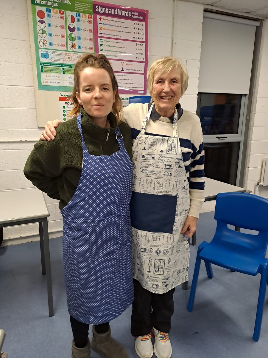 Now that's what I call productive! These two ladies made these two aprons from scratch in two hours last Thursday!

Can't wait to see what this evening's Sewing class produce! 😃
#adulteducation