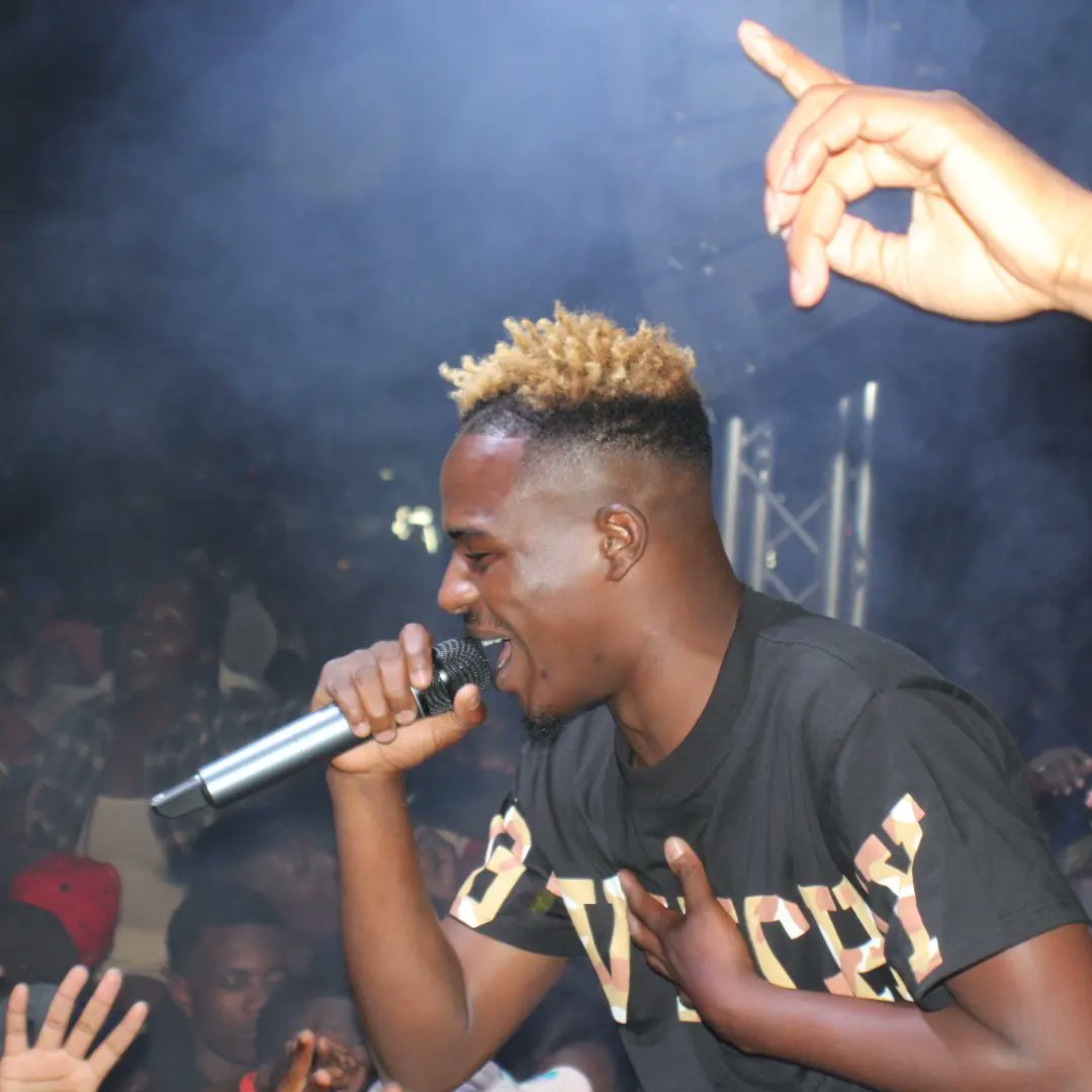 guy_weplan24_7's tweet photo. #Thegeneral #mpondasugar
@master_h_official 
#musharukwa
@real_bazookerofficial2 
#monyaretea #nashtvzimbabwe
@saintfloewmusic https://t.co/IsZlfyAcbT