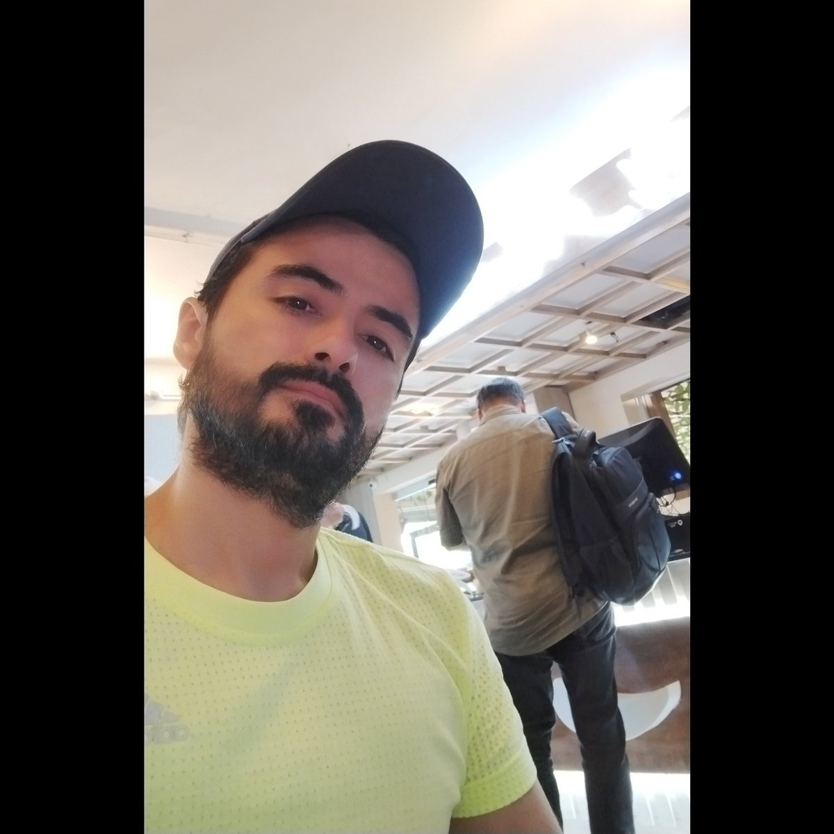 pezzotti_wilson's tweet photo. #lunchtime 🥣🍚🥤😋 #narcobollo #ajiaco #jugodecorozo #beard #beardX https://t.co/WcZ5YS1Abi
