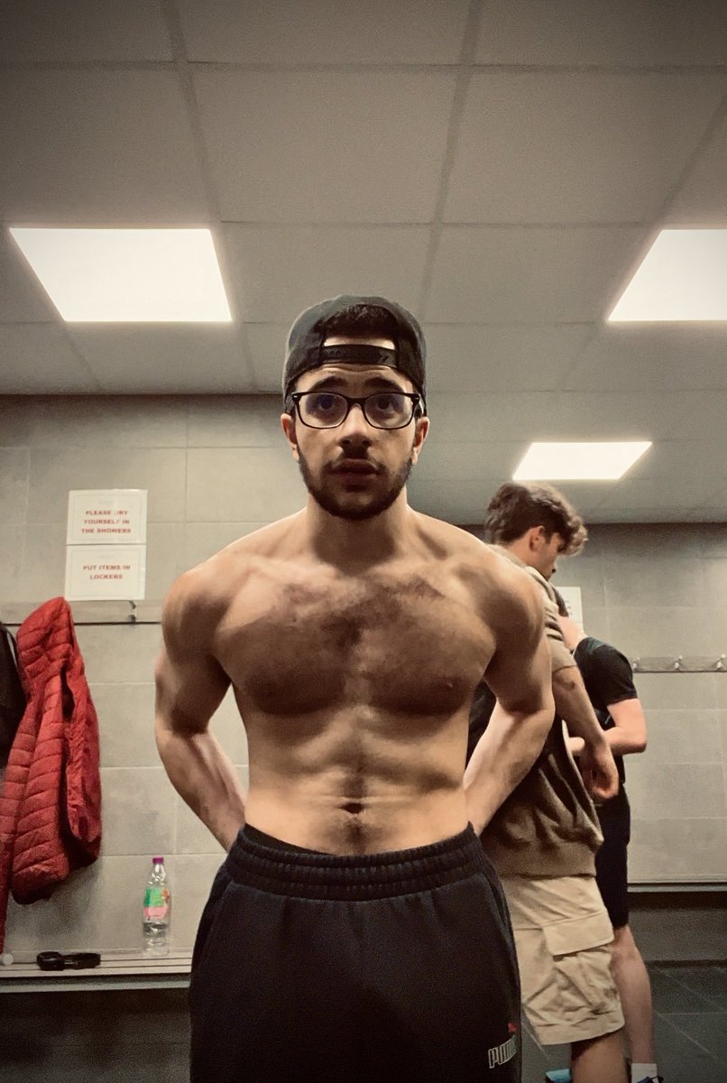 Nickowada's tweet photo. Where I've Been ➡️ @NickowadaEdits 💵💪 https://t.co/ApMQdtbjJo