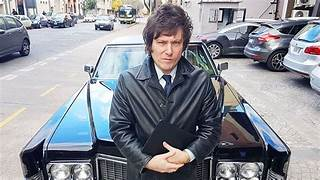 La Psicòloga del Born tweet media