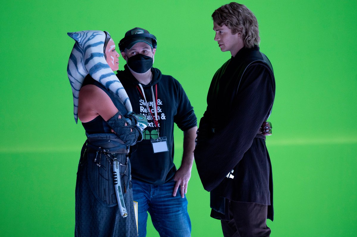 VanityFair's tweet image. Following his work on #Ahsoka, and after starting his #StarWars journey as George Lucas’ apprentice nearly two decades ago, @dave_filoni has become the Chief Creative Officer of Lucasfilm. 

“There's a lot of continuity just to keep up. If we don't, our fans will tell us—that's…