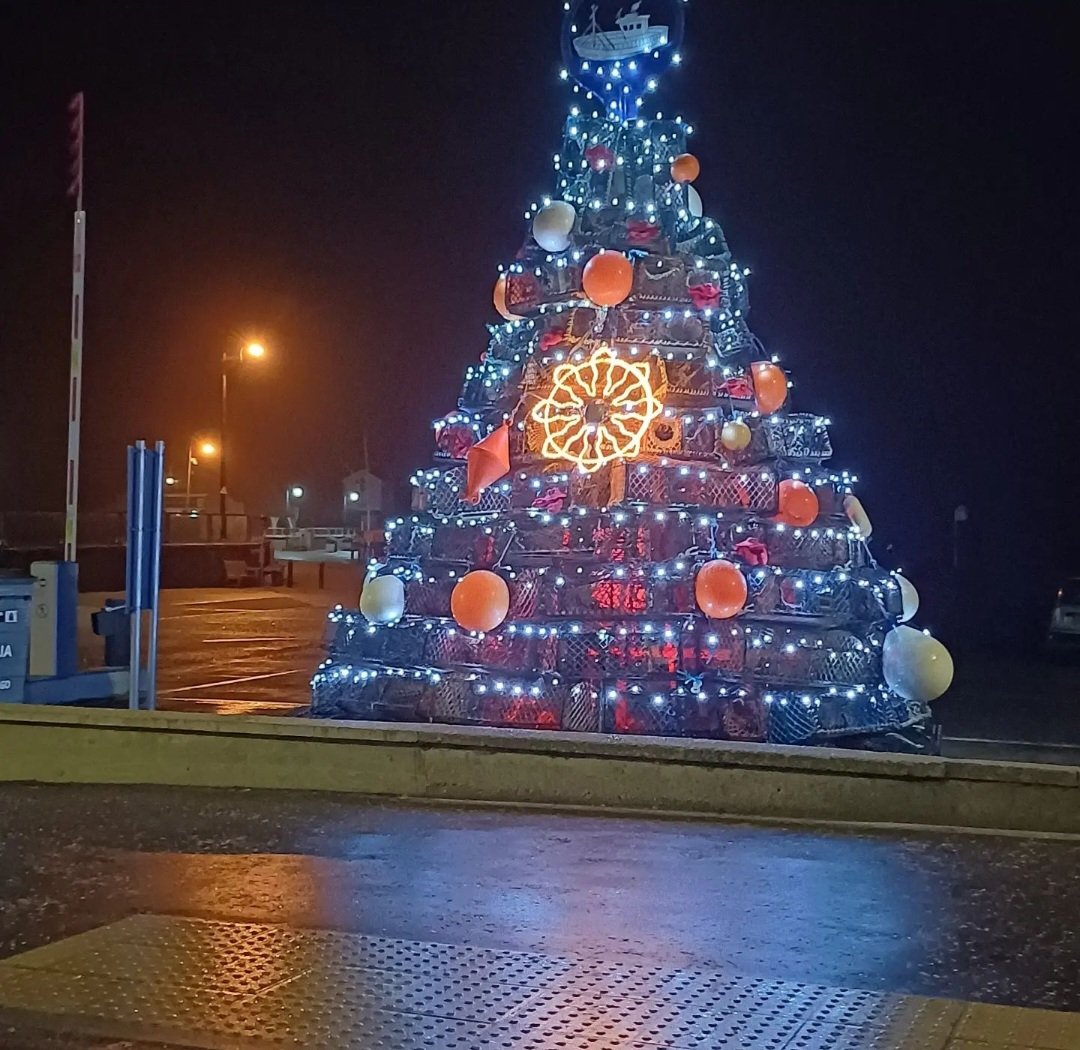 ComeToWells tweet media