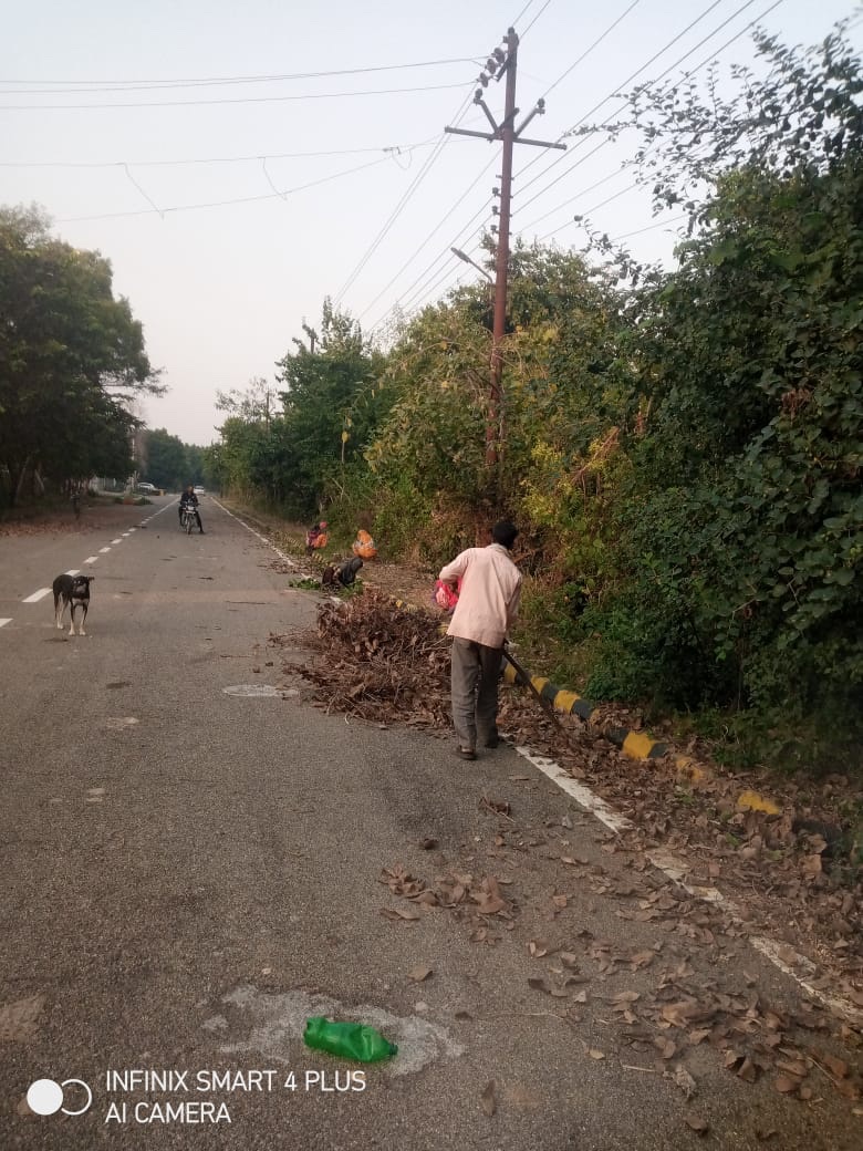 MoradabadRm's tweet photo. Civil and electrical work continues… https://t.co/NLkg6US5R3