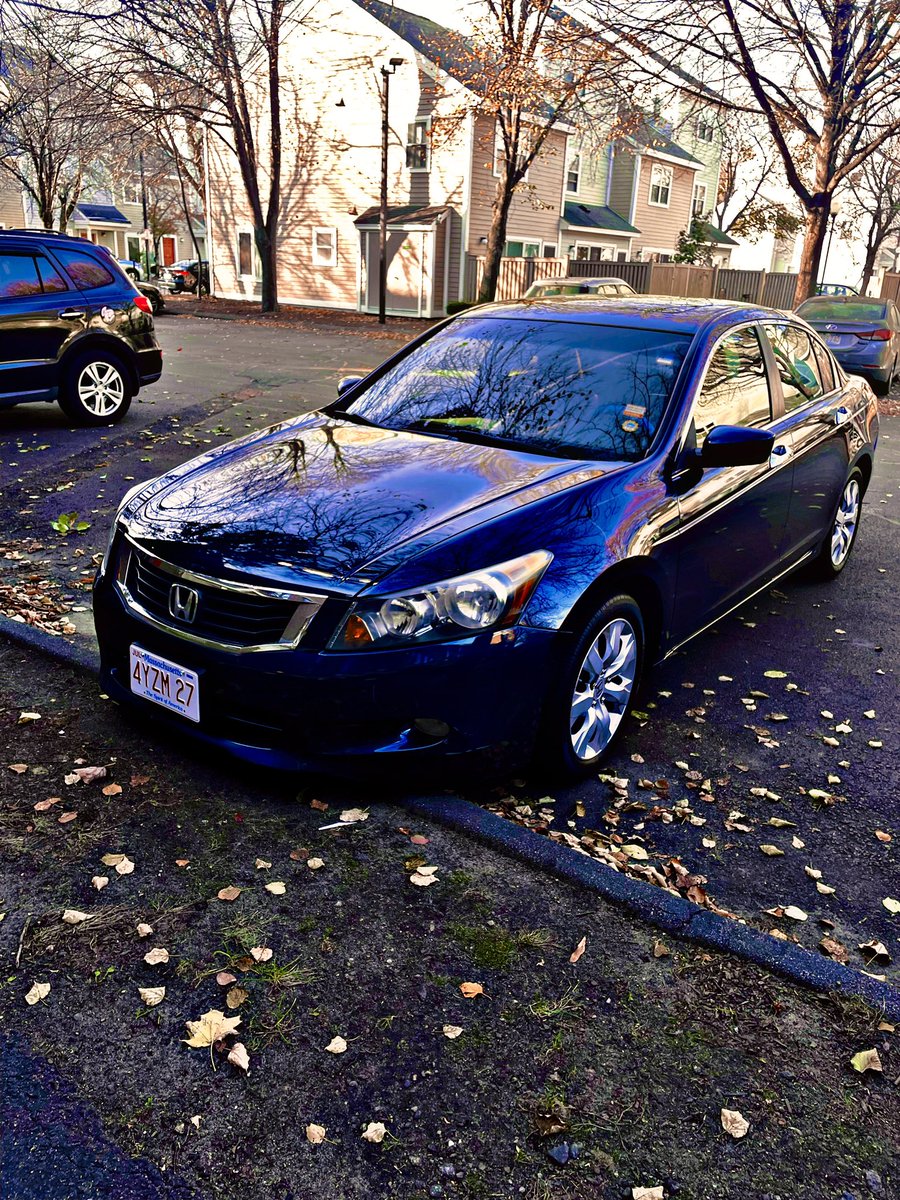 JynkzTweets's tweet photo. Bought my first car at 18🙏🏽 https://t.co/eMG03NGHAN