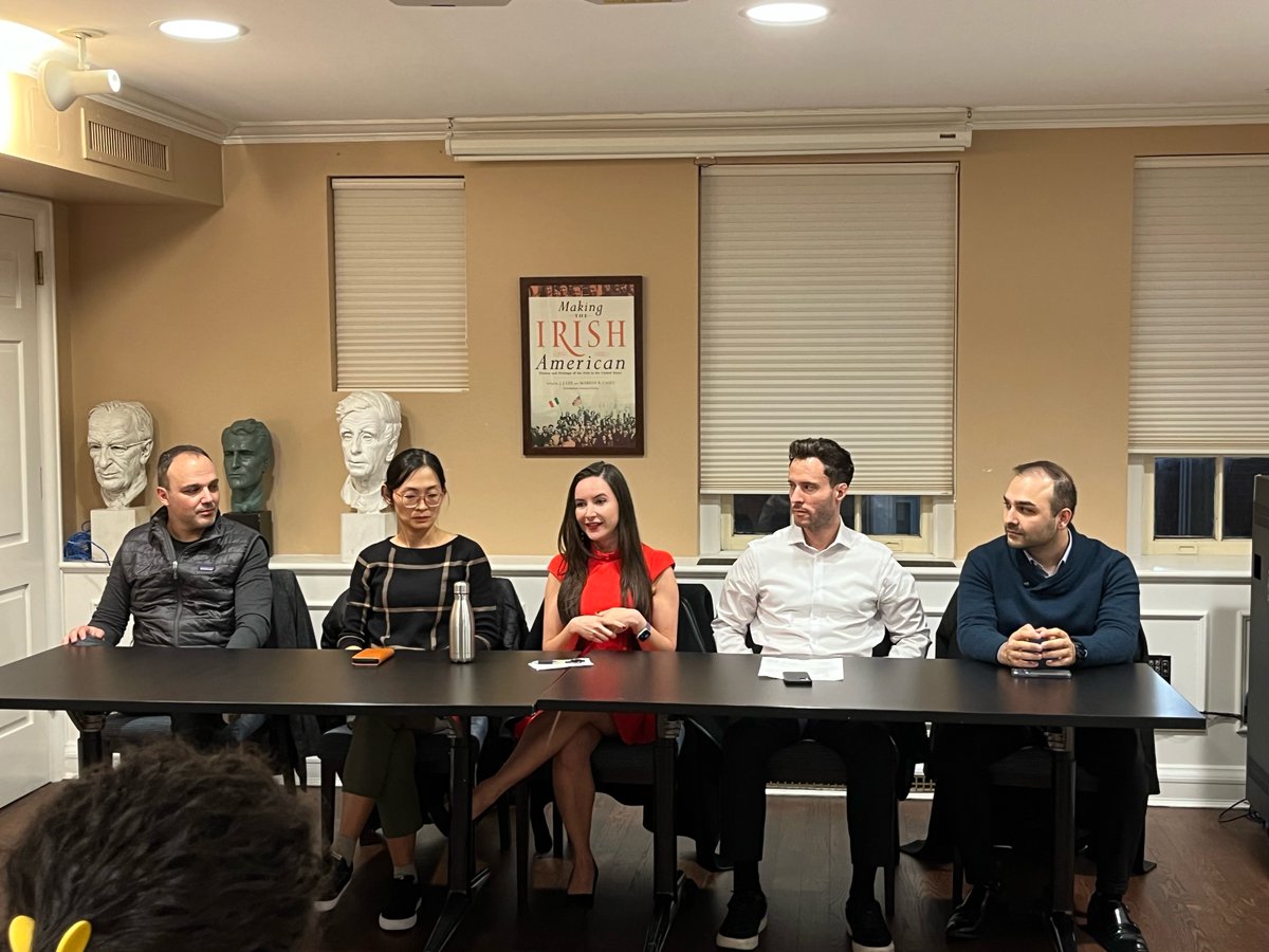 IRNYU's tweet photo. Thank you to everyone who attended the alumni panel 🙌 and a big shoutout to our amazing alumni who returned to share their knowledge and experience with students! 🎓

Keep an eye out for more upcoming events and announcements! https://t.co/fc6YG4KM8y