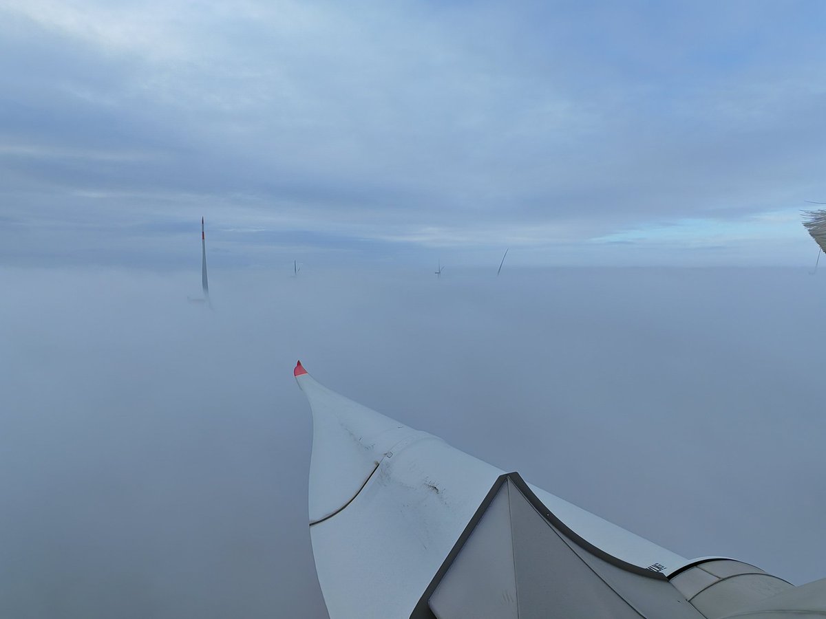 Foto des Tages aus Haltern am See! 😍 #morgenstundhatgoldimmund #windenergie #erneuerbareenergie #renewables #WindFarm #NRW #nebel #thefog