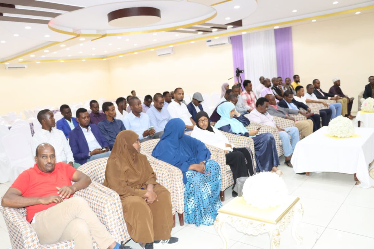 HanoTechnicalUn's tweet photo. Celebrating Somali Teachers on their special day!
Hano Technical University stands in support of the Somali Teachers Union. Chancellor @DrSadiyoSiad, joined in extending gratitude to dedicated educators shaping the future. #SomaliTeachersDay #EducatorsAppreciation #Edu https://t.co/9rAg9CymKx