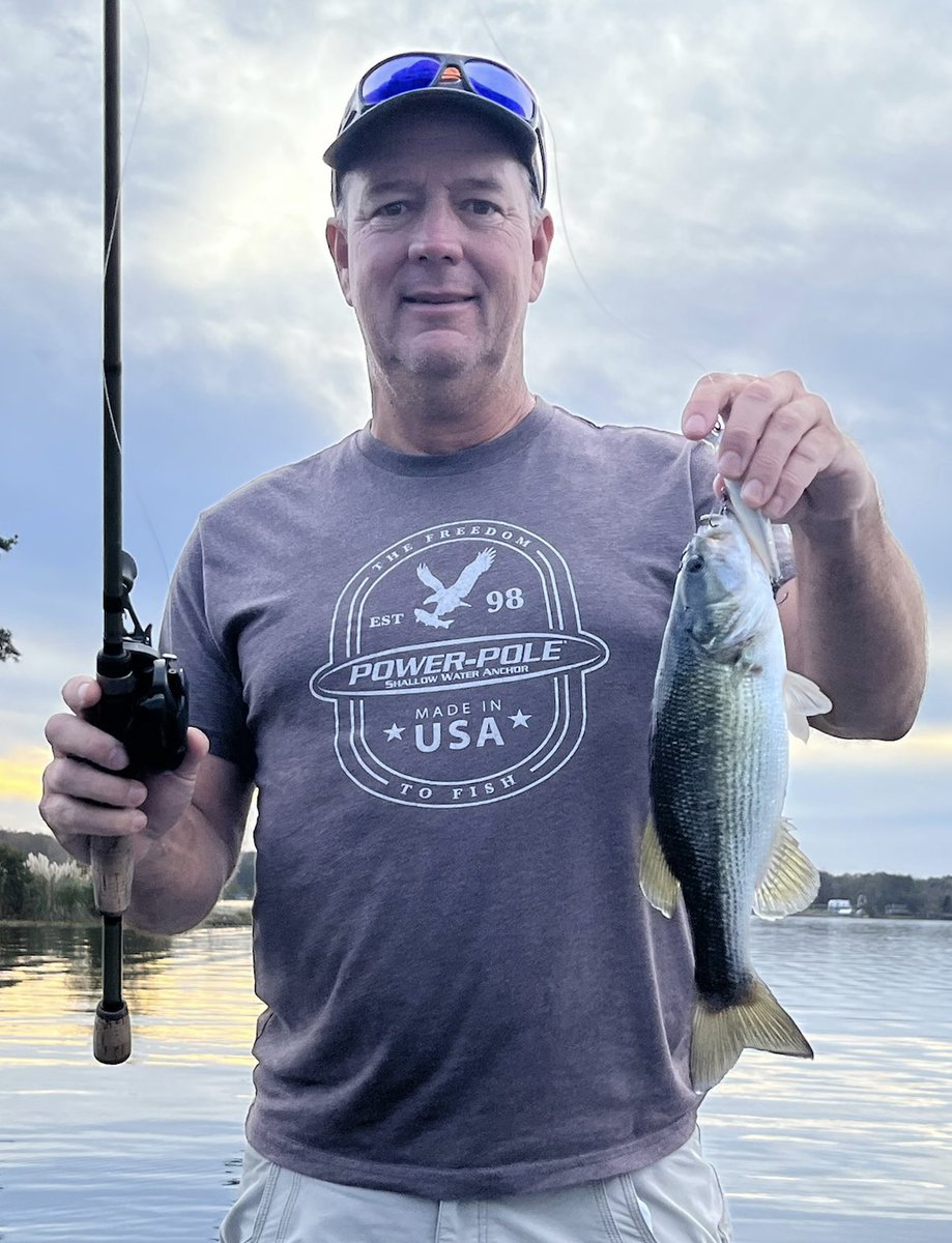 ProSteveKennedy's tweet photo. Went fishing with bud Matt Scheipeter #lakeharding #westpointlake #lakemartinalabama caught plenty TTTiny bass, few decent ones. Caught a few catfish on traps G-Ratt jerkbaits. Had blast at Lake Martin, LLLoaded! @bass_nation @Power_Pole @lowrancefishing @lithiumpros @grattbaits https://t.co/UgU3xOckcT