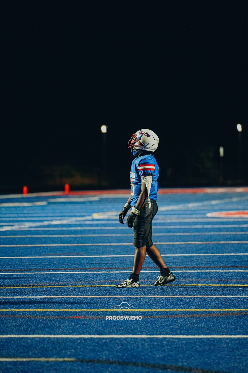 mhonesty01's tweet photo. After a great meeting with @Coach_neik I am happy to announce my offer from @AlverniaFB| @recruiting_t https://t.co/ltgAwXuvUe