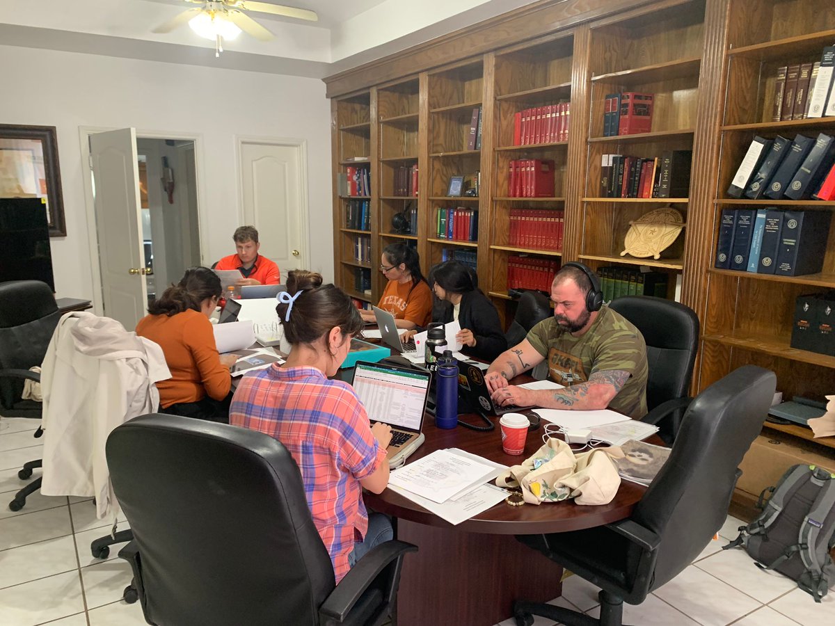 StraussCenter's tweet photo. LBJ School students in #StraussCAMPI Director @Sleutert's policy research project course recently visited Brooks County, where they gained hands-on experience with the Border Patrol Missing Migrant Program, South Texas Human Rights Center, and Brooks County Sheriff's Office. https://t.co/yWHZ90zNdu