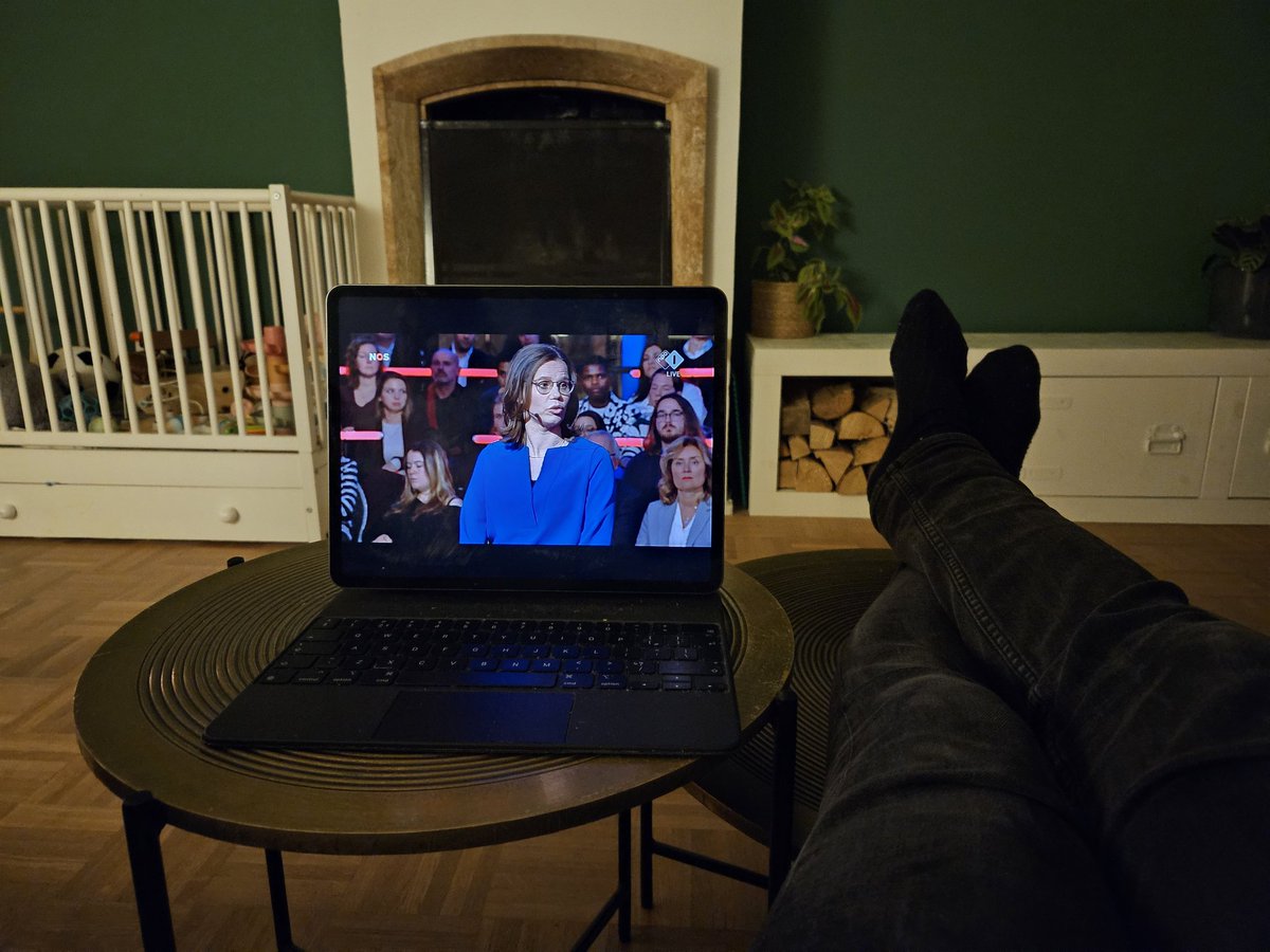 Johannes de Vries tweet media