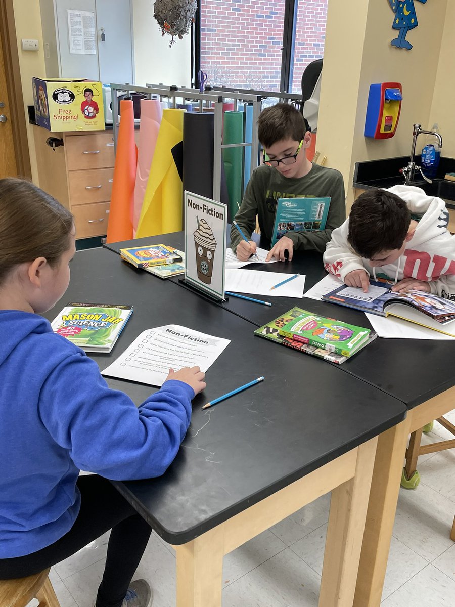 StarBOOKS  came to Oquenock this week. Students were introduced to different genres of books and allowed a little “taste” of each. Special thank you to Ms. Katzer and Ms. Crowley for this wonderful program. <a href="/CrowleySpeech/">Ms. Crowley Speech 🌻</a> <a href="/AmandaHarvey04/">Amanda Harvey</a> <a href="/j_cameronjr/">Jim Cameron</a> #WIproud #watchusRoar