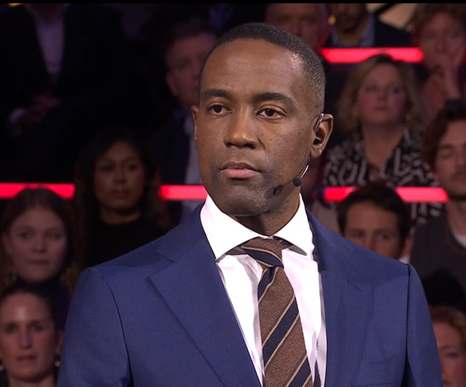 F_ehz_mWgAAgowN?format=png&name=small