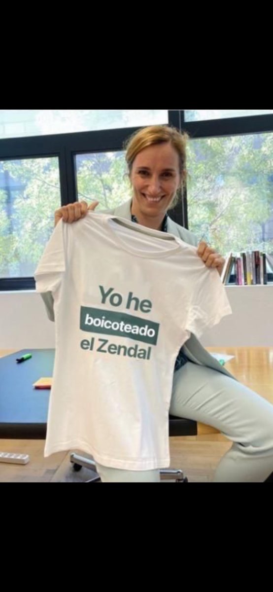 Aquí la nueva ministra de sanidad, orgullosa de sus logros durante la pandemia, meses en los que tomó una baja para no tener que acudir -como médica- a ayudar en algún hospital👇