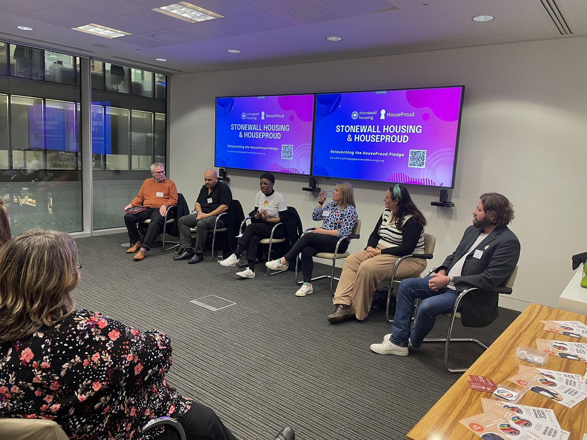 Stonewallhousin's tweet photo. We’re at @Trowers tonight, for our HouseProud Pledge relaunch event with @HouseProud_LGBT - first up is our panel, beautifully hosted by @dewbien. Find out more about this impactful Pledge here: https://t.co/a1wQk4CNb8 https://t.co/2V5PbWXoMe