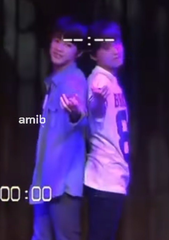 leehcmk's tweet photo. strongest duo from the start 🤍 https://t.co/DulEEvH6lI