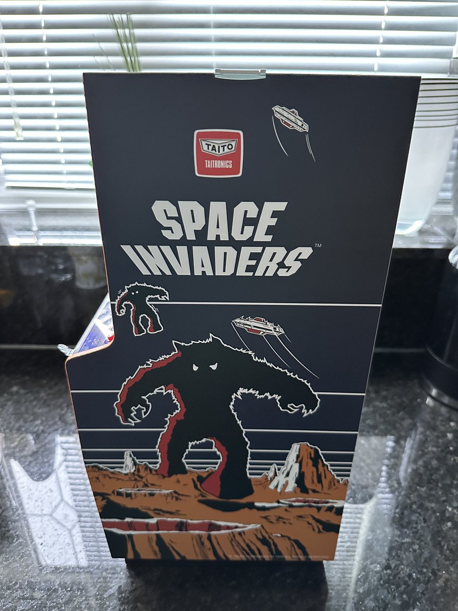 ch4os_theory's tweet image. This also arrived over the weekend. Quarter scale Space Invaders cabinet from @NumskullDesigns signed by the game’s designer Nishikado San. One of 78 signed units (for the year the game was released). Goes well with their Pac Man cab #spaceinvaders #retrogaming