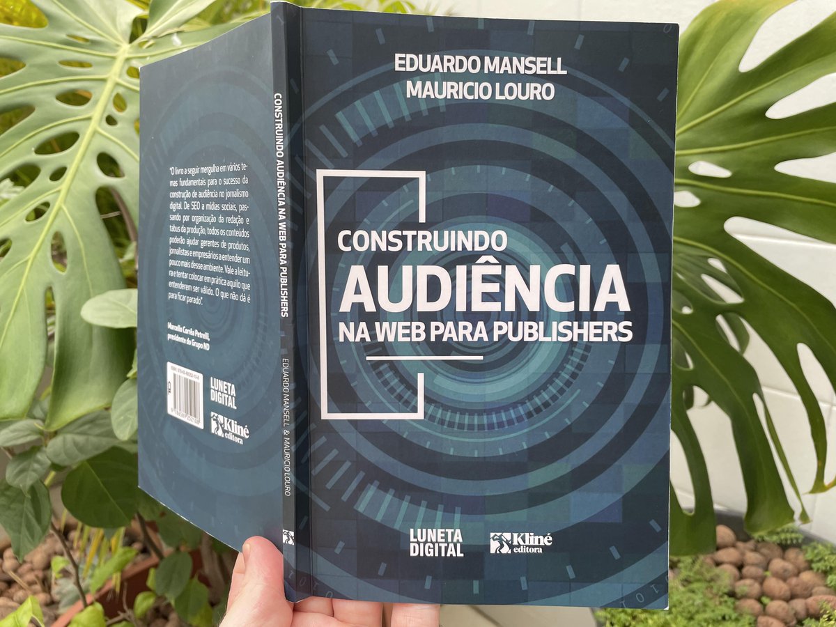 Aotopo's tweet photo. Nosso fundador foi entrevistado e citado várias vezes no capítulo "SEO para Publishers", do livro "Construindo Audiência na web para Publishers". 

O novo livro da @lunetadigital está disponível no site da Editora: https://t.co/yqjxRo57lp e outras plataformas! Corre lá! https://t.co/z3KkbgaomU