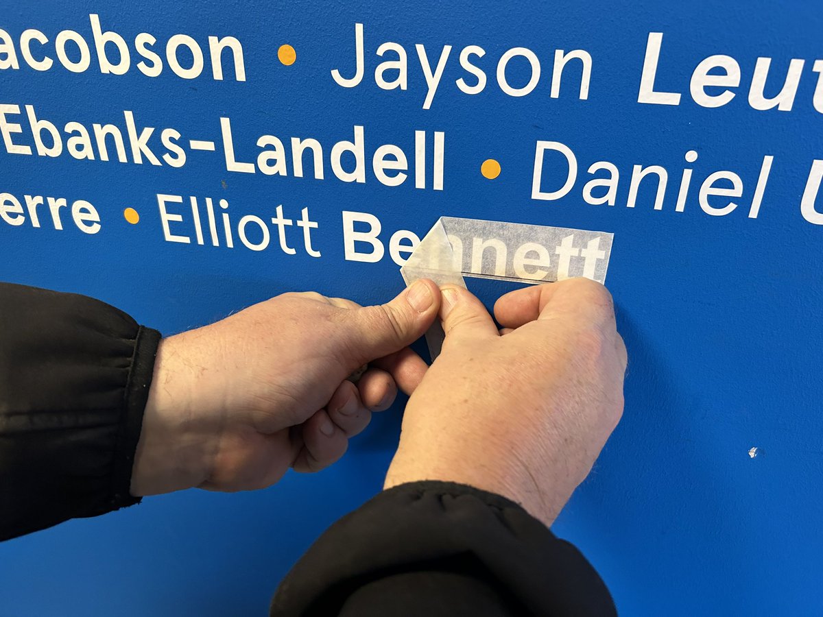 Cyclone_Signs's tweet image. Congratulations to @Ebenno88 for your 100th game with @shrewsburytown! It was great to be able to put your name up on the 100 wall!

#cyclonesigns #football #shrewsburytown #STFC #elliottbennett #100games #vinylgraphics #wallgraphics #shropshire #shrewsbury